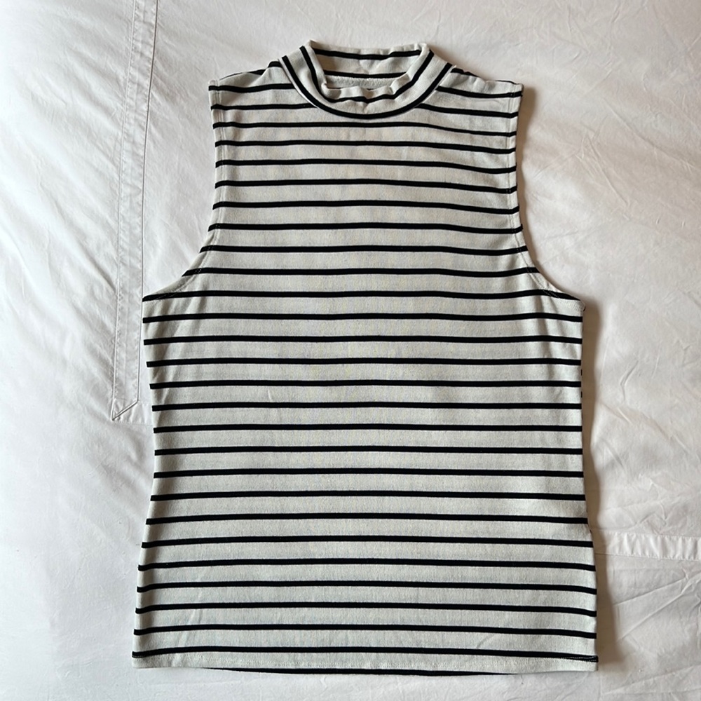 Abercrombie & Fitch Mock Neck Tank